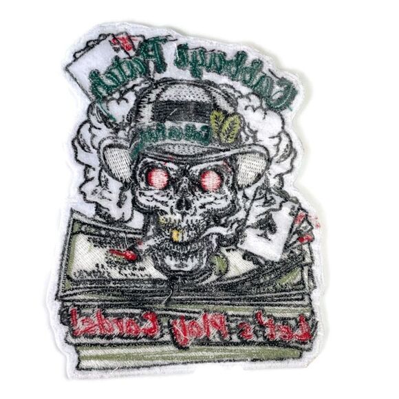 Cabbage Patch Dead Man’s Hand Cards Skull Top Hat Call Fold Embroidered Patch - Picture 4 of 4
